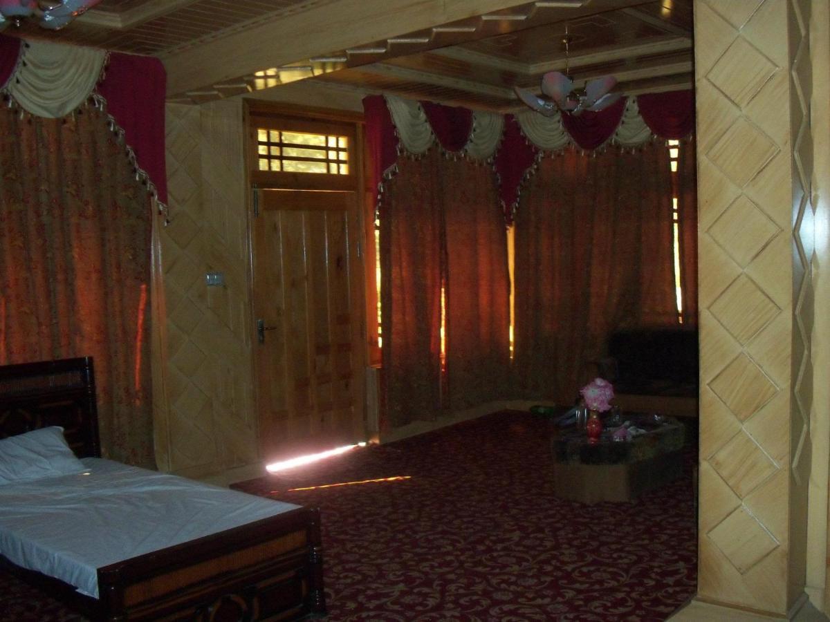 Manila Huts Hotel Naran Kültér fotó