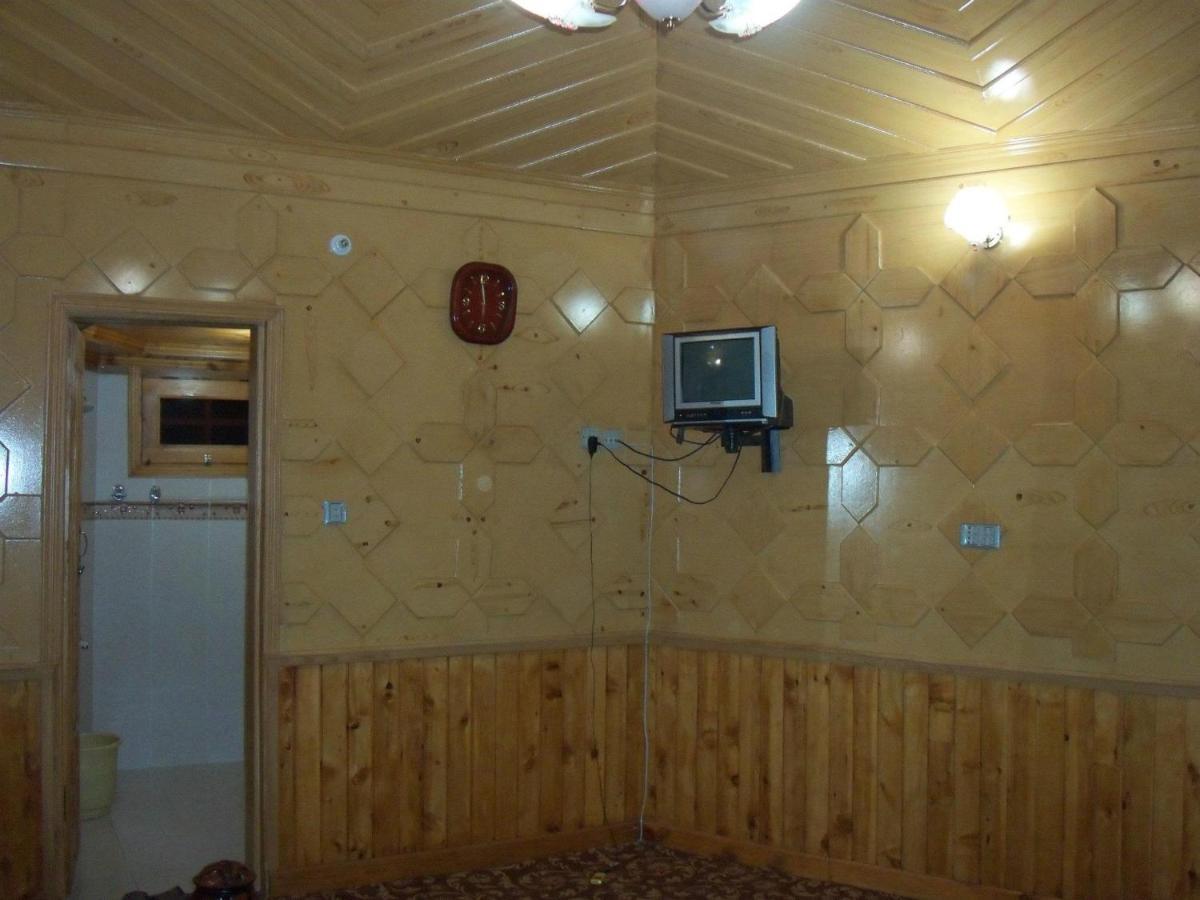 Manila Huts Hotel Naran Kültér fotó